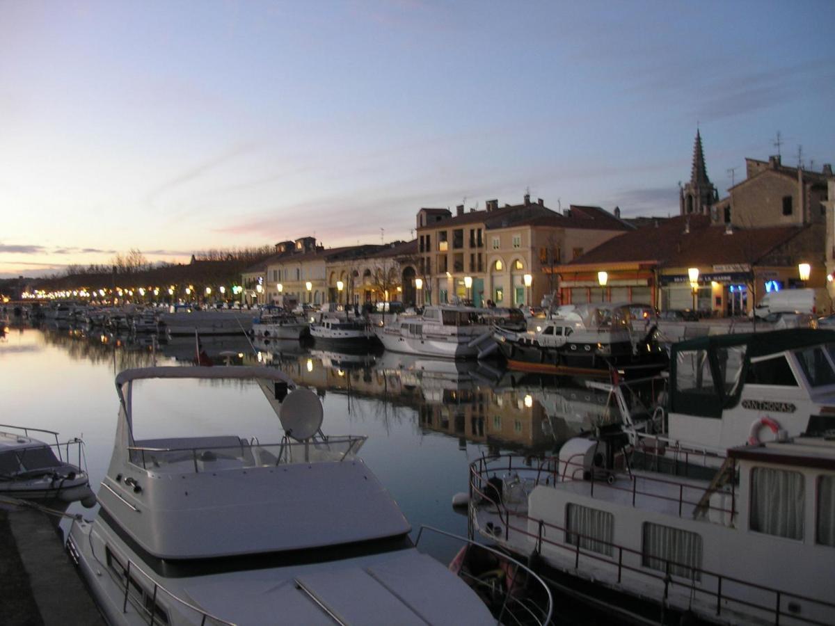 L'Isle Apartman Beaucaire  Kültér fotó